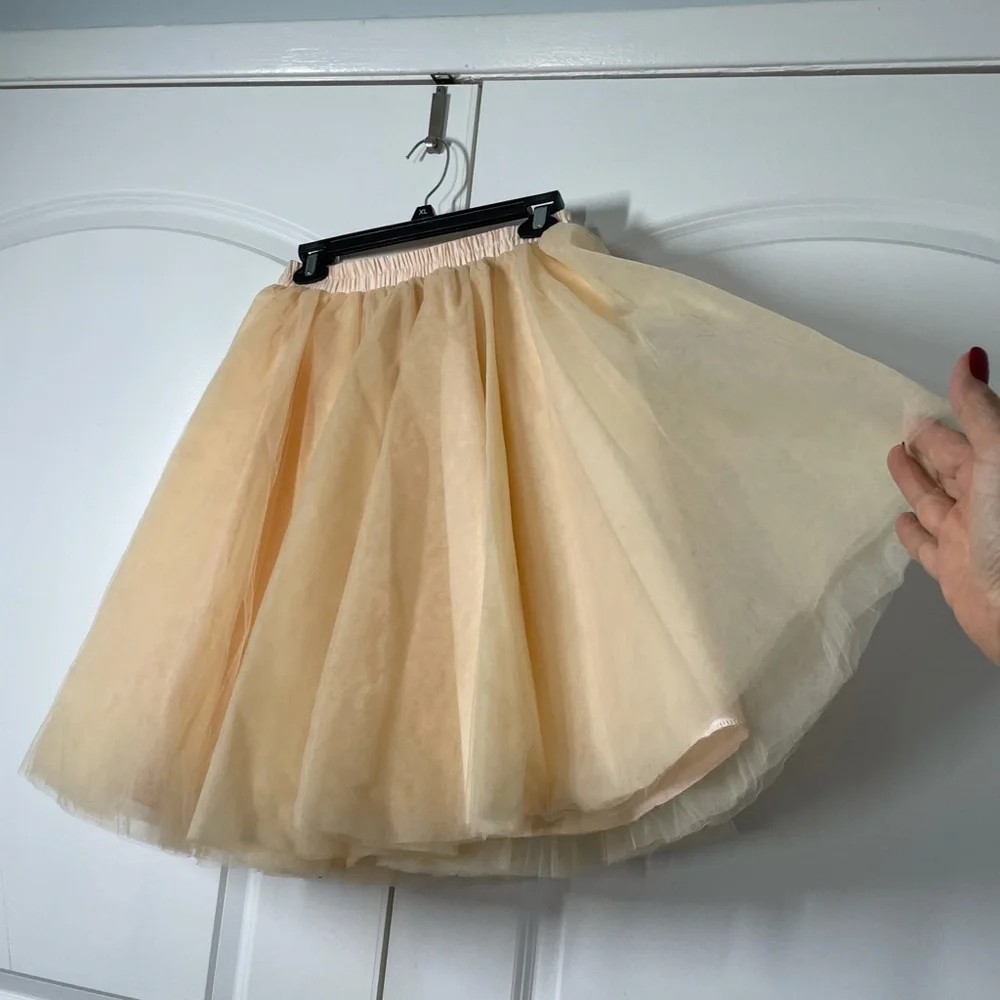 Vintage Knee-Length Lined Tulle Ballerina Skirt Champagne Peach Color - Picture 10 of 12